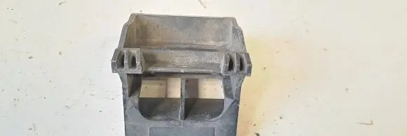 BMW 5 E60 E61 Radiator mount bracket 17117542517