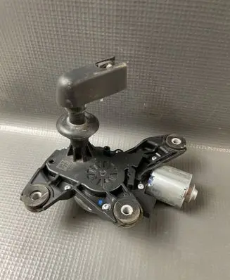 Dacia Duster II Rear window wiper motor 0390205080