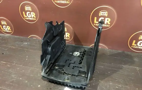 Volvo V60 Battery tray 31299569