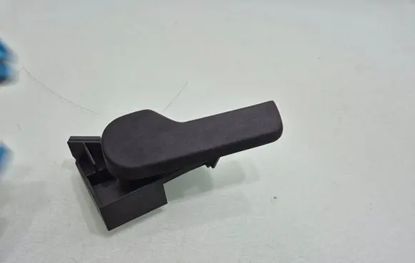 Volkswagen PASSAT CC Engine bonnet (hood) release handle 