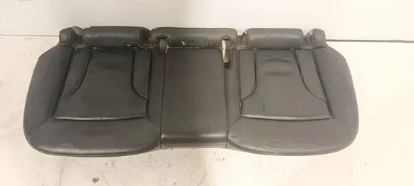 Audi Q3 8U Rear seat 