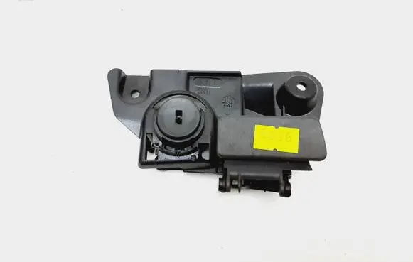 Volvo V70 Glove box lock 9184994