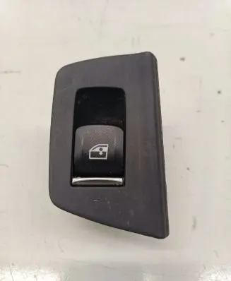 BMW 5 G30 G31 Electric window control switch 9327031