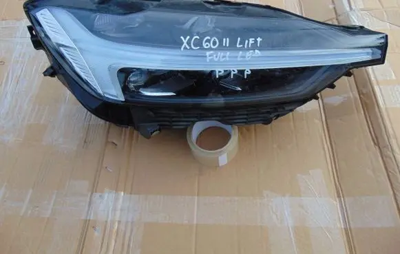 Volvo XC60 Headlight/headlamp 32342517