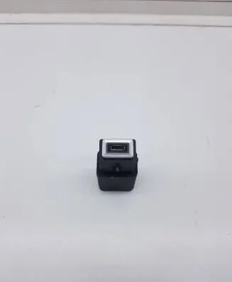 USB socket connector