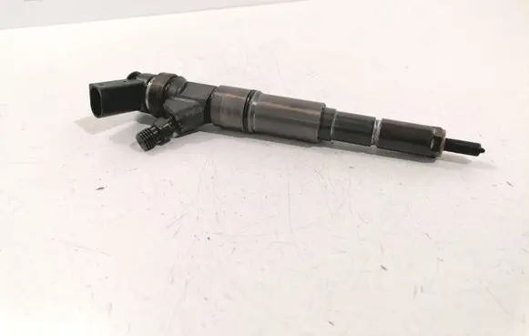 BMW 5 E60 E61 Fuel injector 0445110131 7789661
