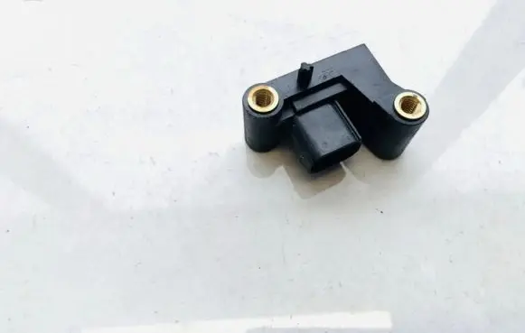 BMW 5 E60 E61 Airbag deployment crash/impact sensor 6977398
