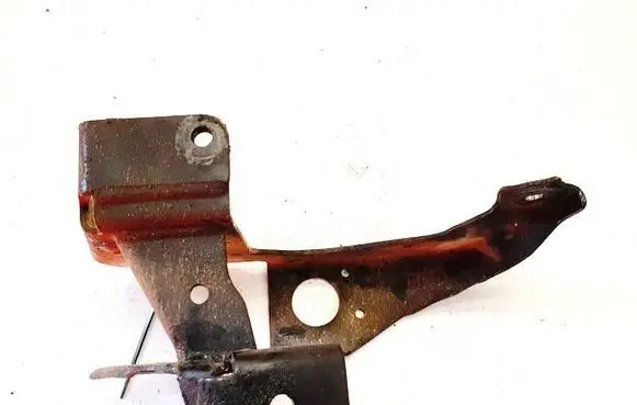 Chrysler Voyager Engine mounting bracket 