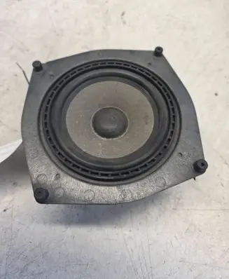 Audi 100 S4 C4 Front door speaker 443035412A