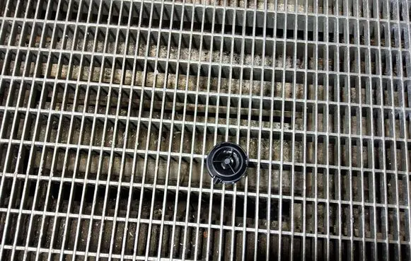 Mercedes-Benz B W246 W242 Front door high frequency speaker A2118200202