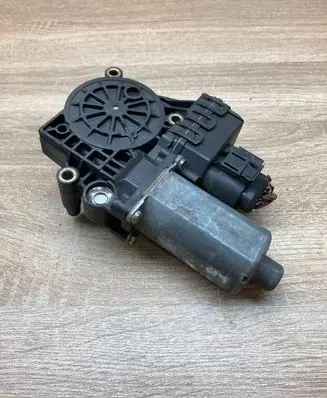 Audi A6 S6 C5 4B Front door window regulator motor 0130821785 1103007733 WITHPLUG