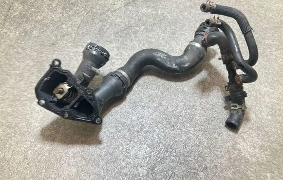 Mercedes-Benz Sprinter W907 W910 Engine coolant pipe/hose A9075010700 DBL625416