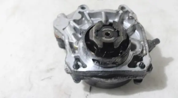 Opel Vectra C Vacuum pump