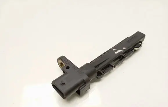 Audi A5 8T 8F Crankshaft position sensor 059906433C