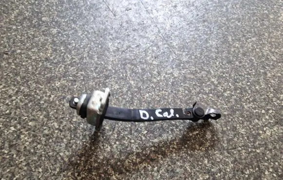 Chevrolet Captiva Rear door check strap stopper