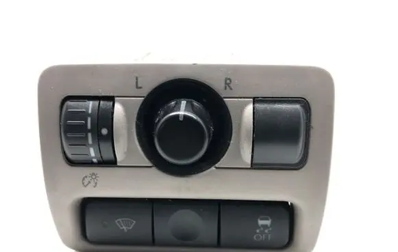 Subaru B9 Tribeca Wing mirror switch
