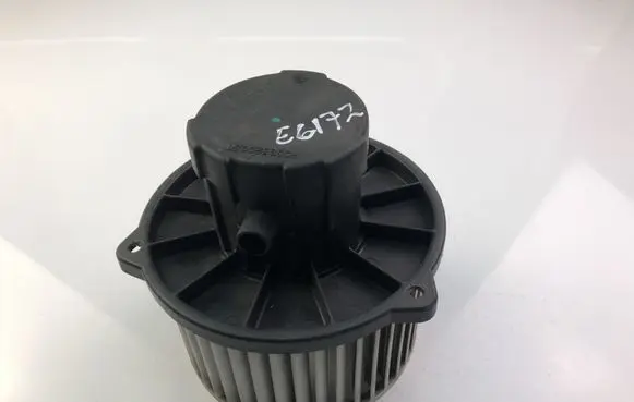 Hyundai Accent Heater fan/blower F00S320030
