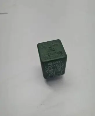Volkswagen Jetta II Other relay 111953227D