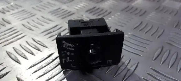 Nissan Maxima Wing mirror switch