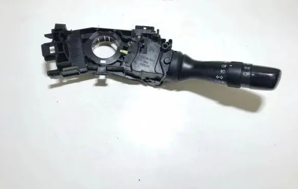 Toyota Avensis T270 Indicator stalk 173832 0520017f421