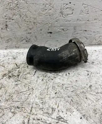 Volkswagen Golf VII Intercooler hose/pipe 04L145828D