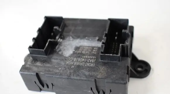 Land Rover Range Rover Velar Door control unit/module J8A214D618CC