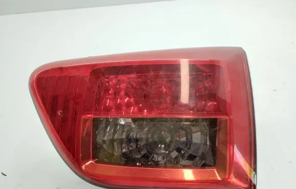 Peugeot 4007 Tailgate rear/tail lights 1146379R