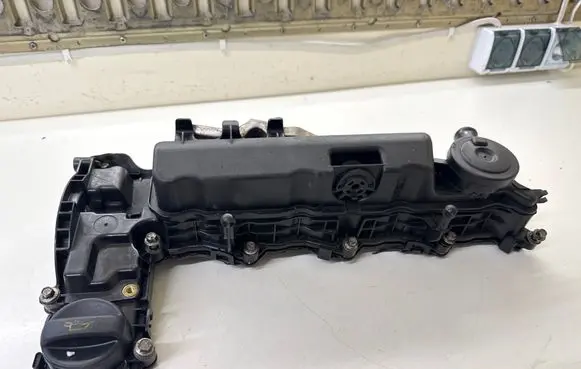Citroen SpaceTourer XL Rocker cam cover 9806147980 9620991680