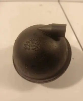 Volkswagen Golf IV Vacuum air tank 054129808