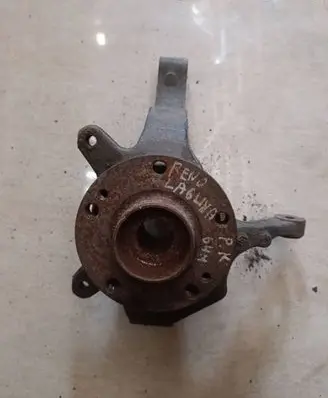 Renault Laguna II Front wheel hub