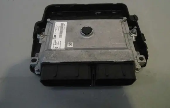 Peugeot 508 Engine control unit/module ECU 9829598880