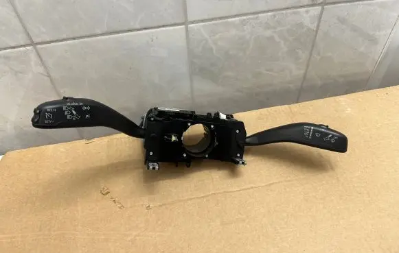 Volkswagen Amarok Wiper turn signal indicator stalk/switch 7E0953503DB