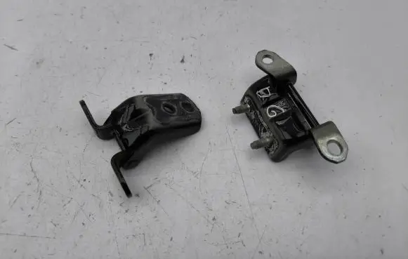 Nissan Qashqai Rear door hinge set 