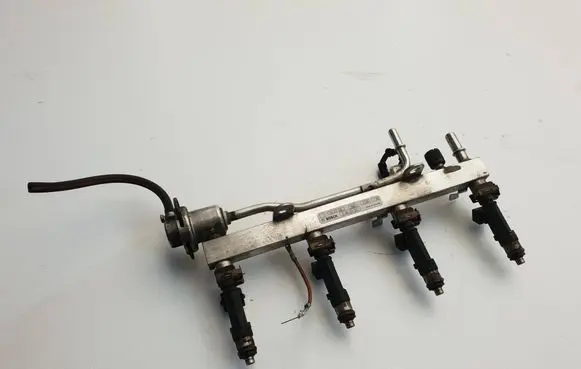 Opel Zafira B Fuel main line pipe 55577580 0280151267