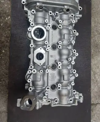 Mercedes-Benz A W177 Engine head A2640106901