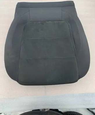 Volkswagen Tiguan Seat trim 5N0881405CN