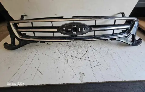 Ford Mondeo MK IV Front grill BS718200B
