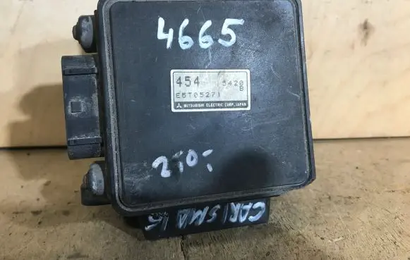 Mitsubishi Carisma Mass air flow meter E5T08271