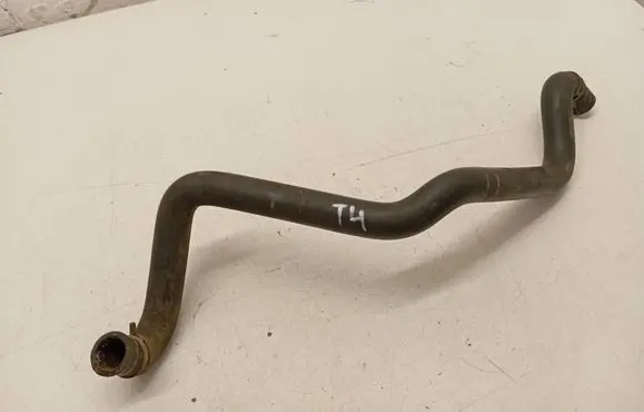 Engine coolant pipe/hose