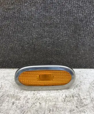 Mercedes-Benz Sprinter W906 Front fender indicator light A0038202956