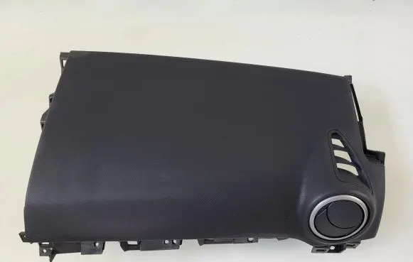 Mazda 3 I Passenger airbag