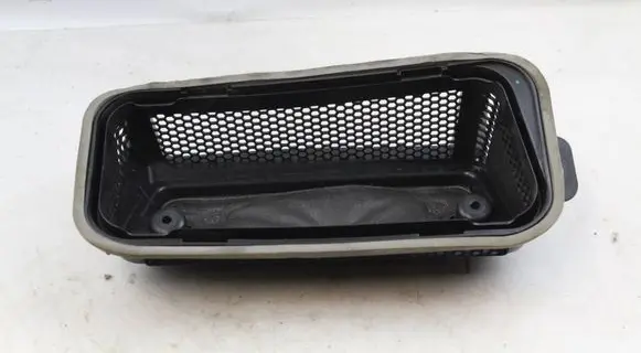 BMW 5 G30 G31 Air intake duct part 9301576 64319301576