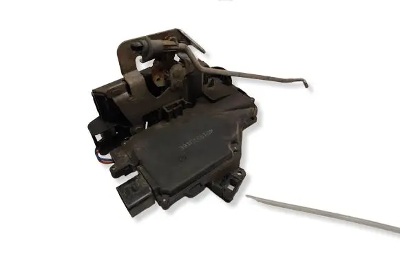 Audi A4 S4 B6 8E 8H Front door lock 4B1837016E