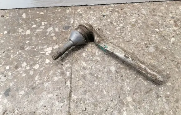 Mercedes-Benz C W205 Steering tie rod end 