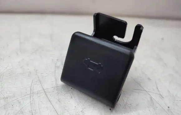 Engine bonnet (hood) release handle