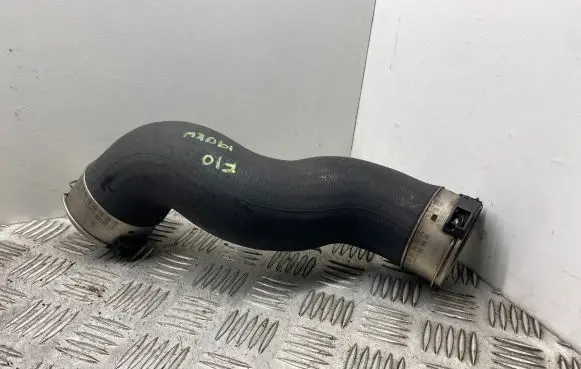 BMW 5 F10 F11 Intercooler hose/pipe 8516509