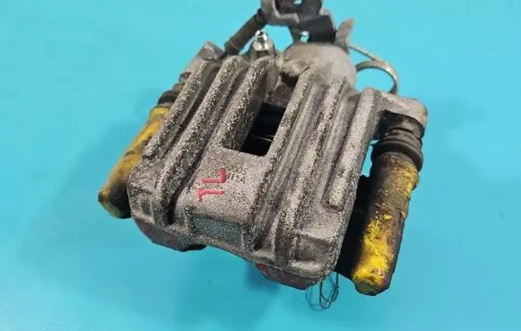 Volkswagen PASSAT B5.5 Rear brake caliper IMPRK1597930
