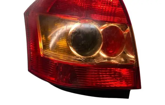 Toyota Corolla E120 E130 Rear/tail lights 8155002300