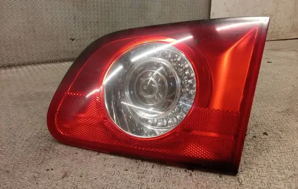 Volkswagen PASSAT B6 Tailgate rear/tail lights 3C9945094