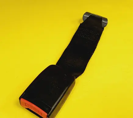 Citroen Saxo Rear seatbelt buckle